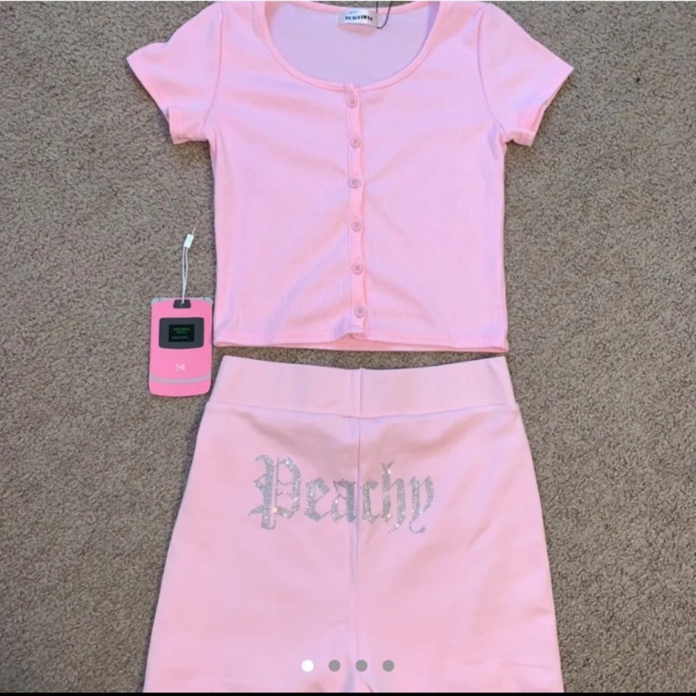 ❌sold❌Meshki Molly Peachy shorts